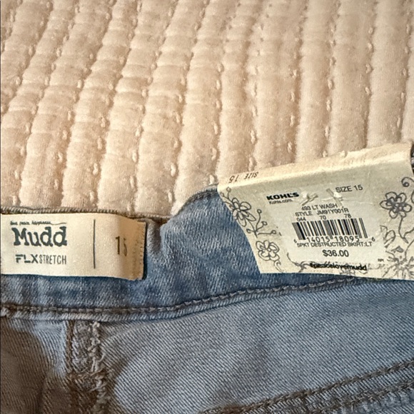 Mudd NWT  Faded Blue Distressed Mini Skirt - Picture 3 of 3